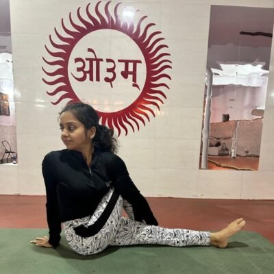 Ardhmatsyendrasana