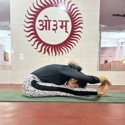 Paschimottanasana