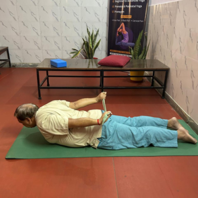 Best Yoga Class in Noida. Top Yoga studio near me. Yoga with Barkha