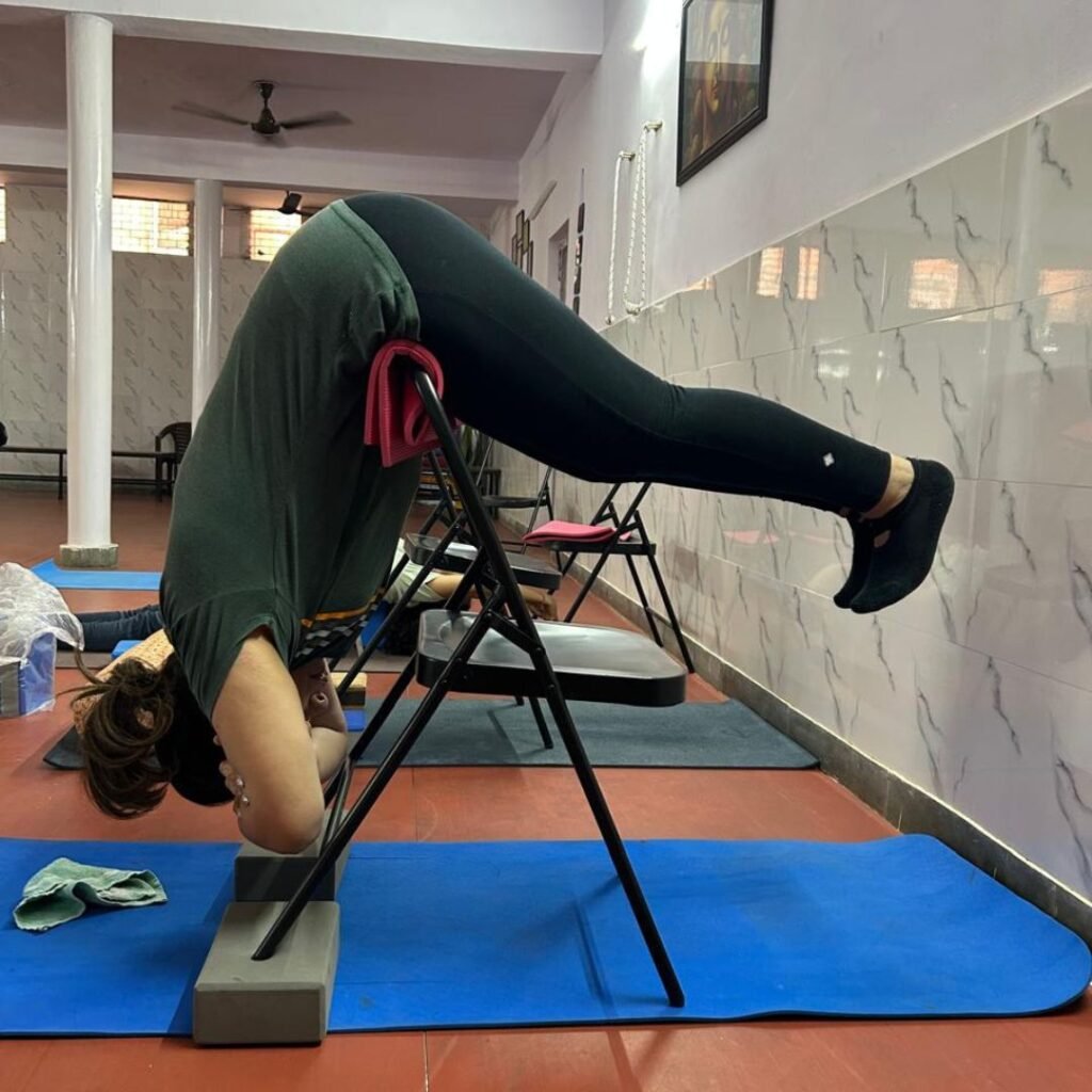 Best Yoga Class in Noida. Top Yoga studio near me. Yoga with Barkha